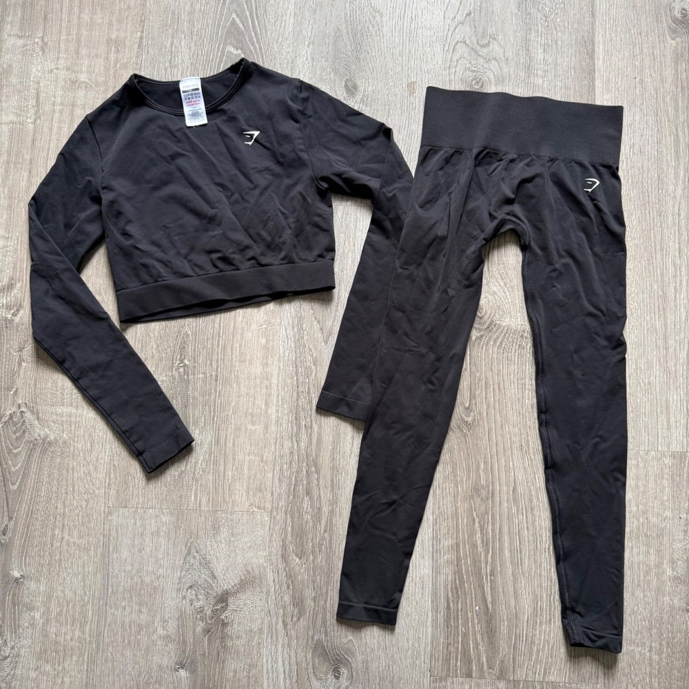 Gymshark Black Seamless Set Long Sleeve Crop Top Small Leggings XS 2pc Outfit